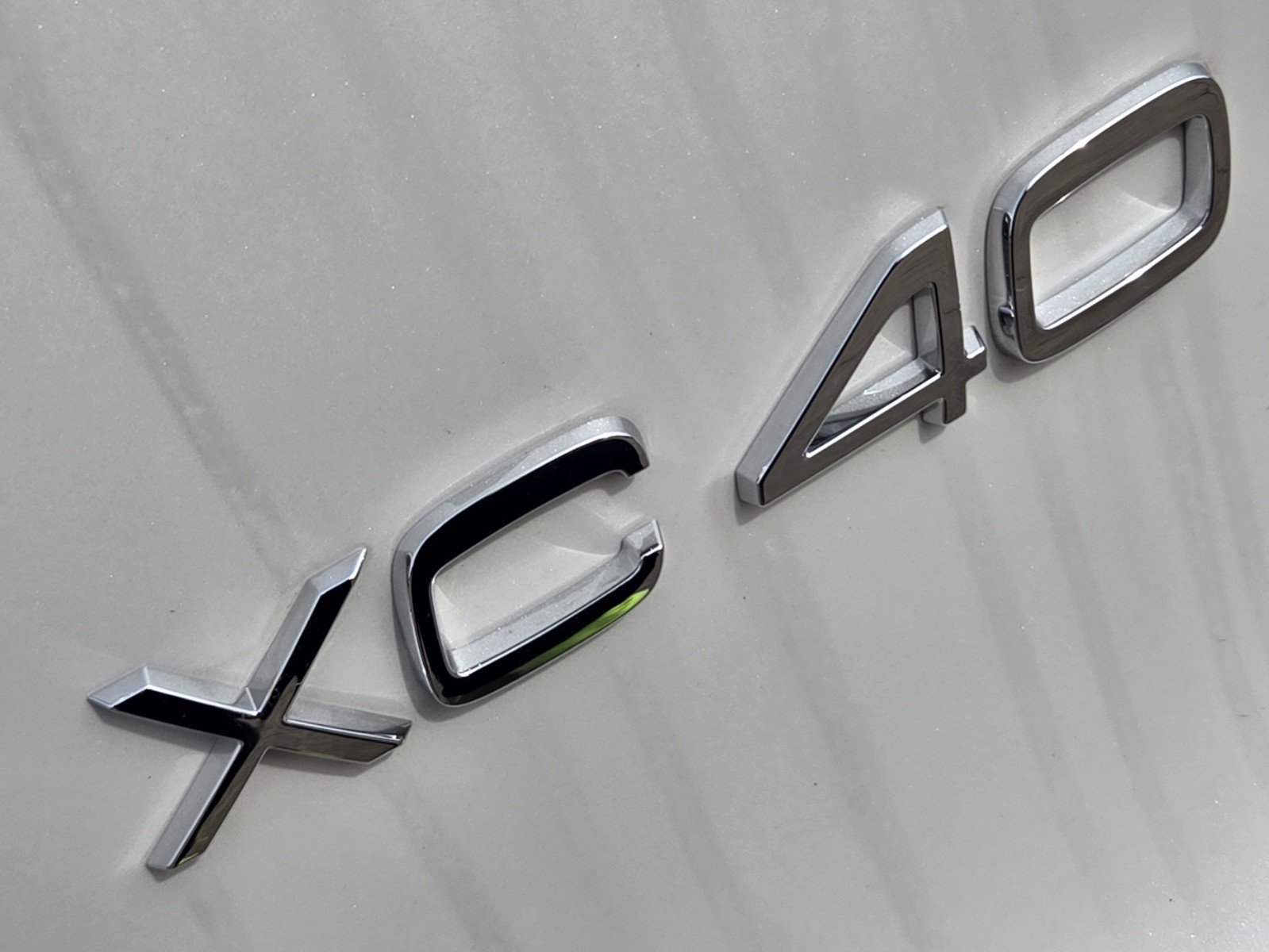 2025 Volvo XC40 Core - Photo 14