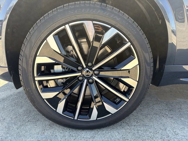 2026 Volvo XC90 Ultra - Photo 11