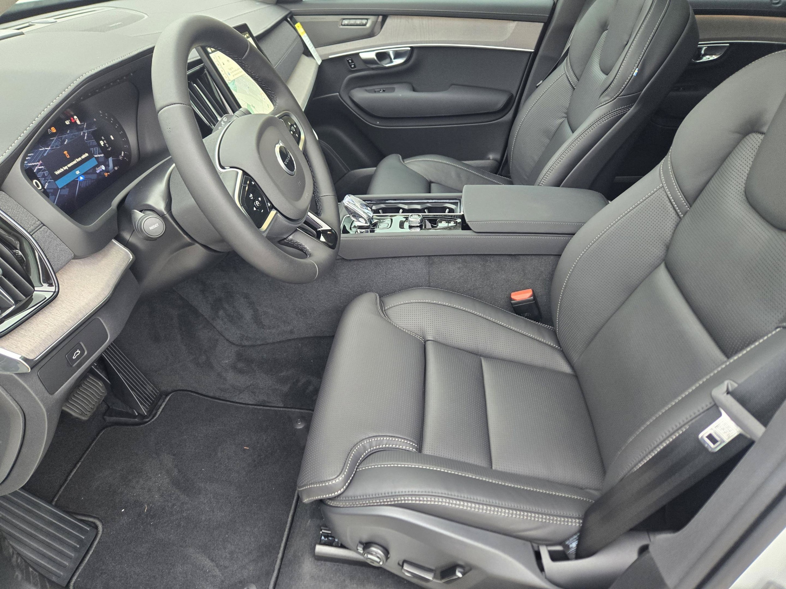 2026 Volvo XC90 Ultra - Photo 10