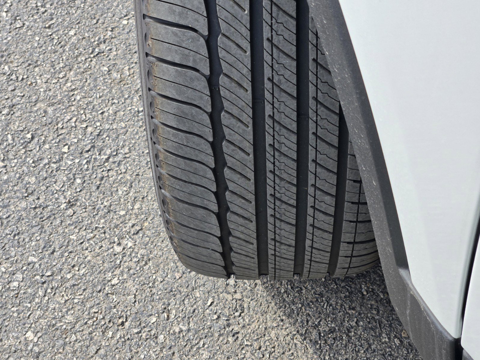 2025 Volvo XC40 Core - Photo 13