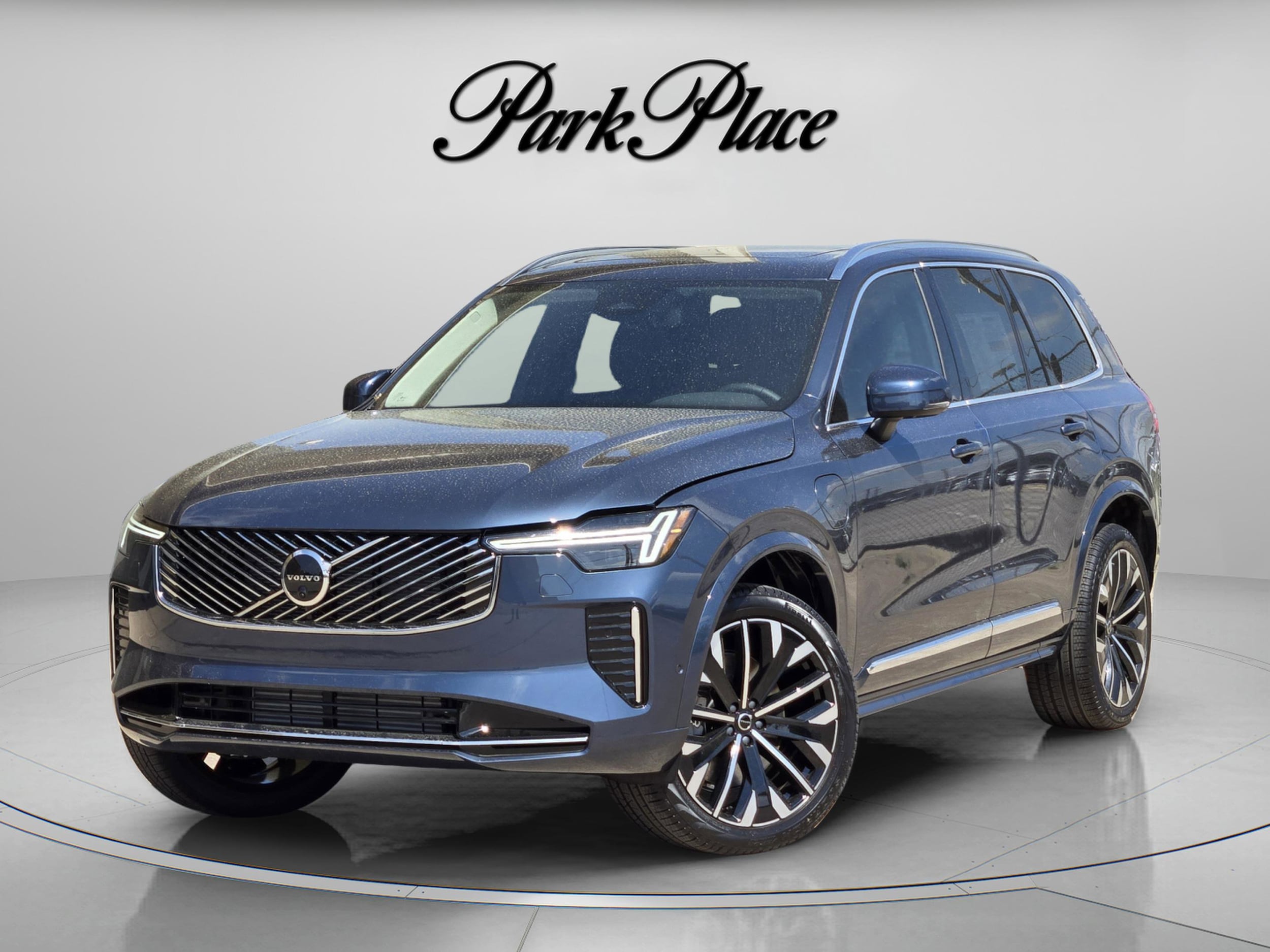 2026 Volvo XC90 T8 Recharge Plus Bright 6-Seater 4WD's photo