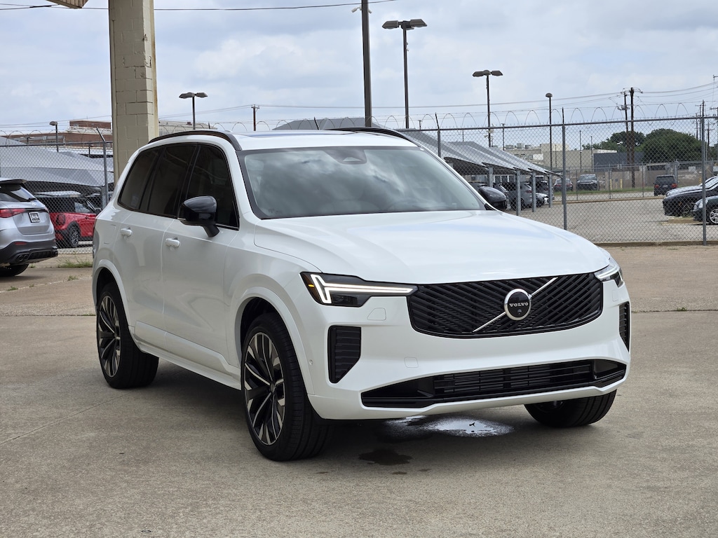 New 2026 Volvo XC90 plug-in hybrid T8 Ultra Dark Theme 7-Seater SUV