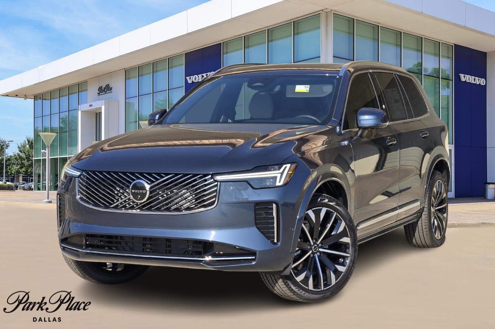 2026 Volvo XC90 Plus's photo