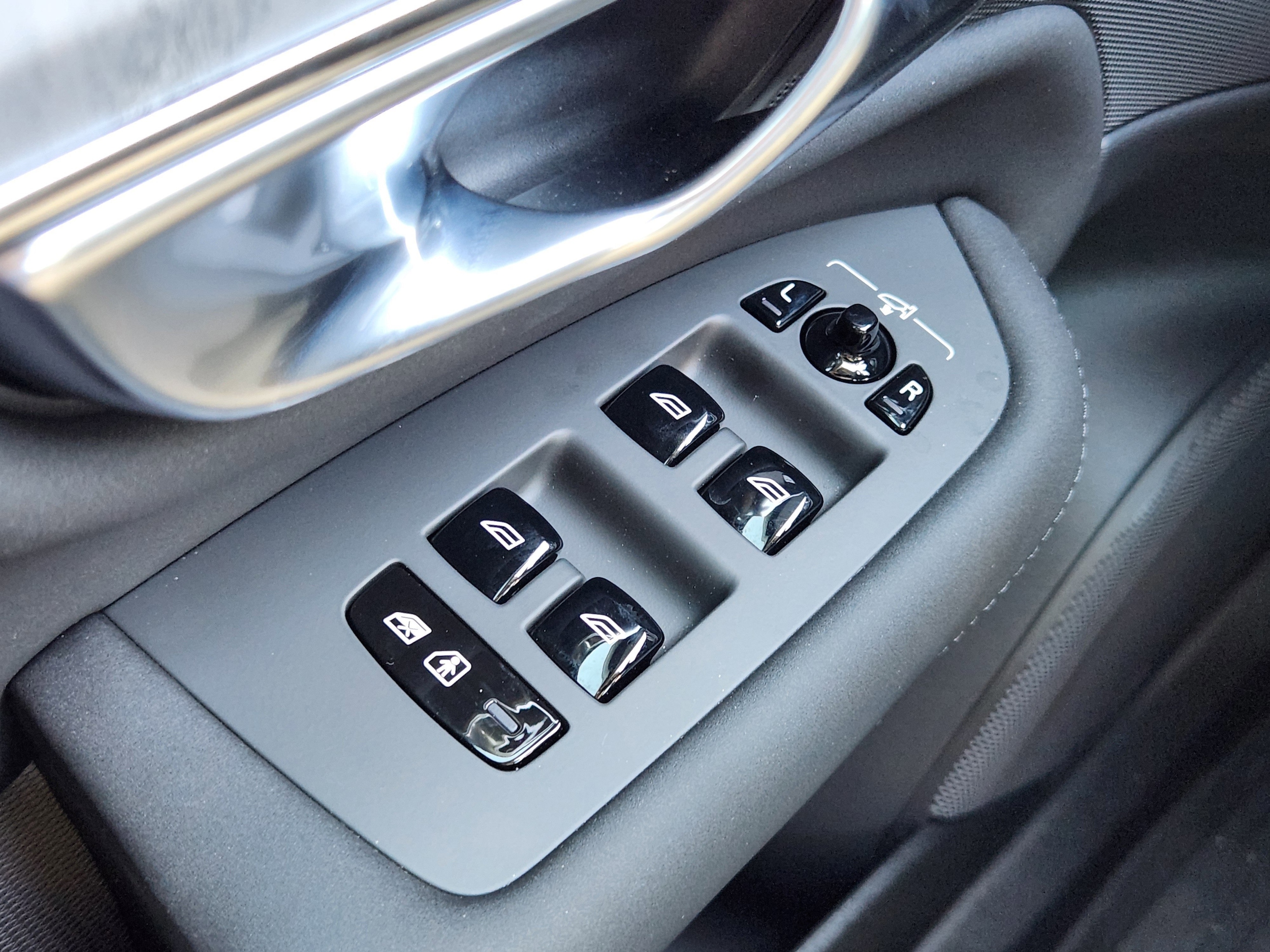 2026 Volvo XC90 Ultra - Photo 20