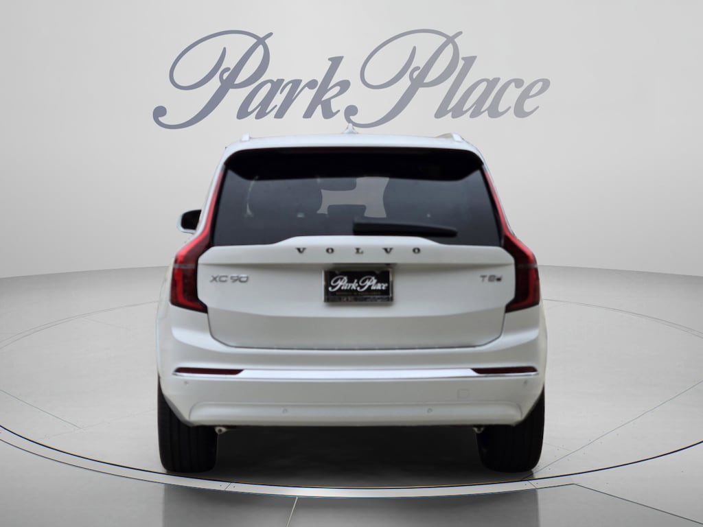 New 2026 Volvo XC90 plug-in hybrid T8 Plus 7-Seater SUV