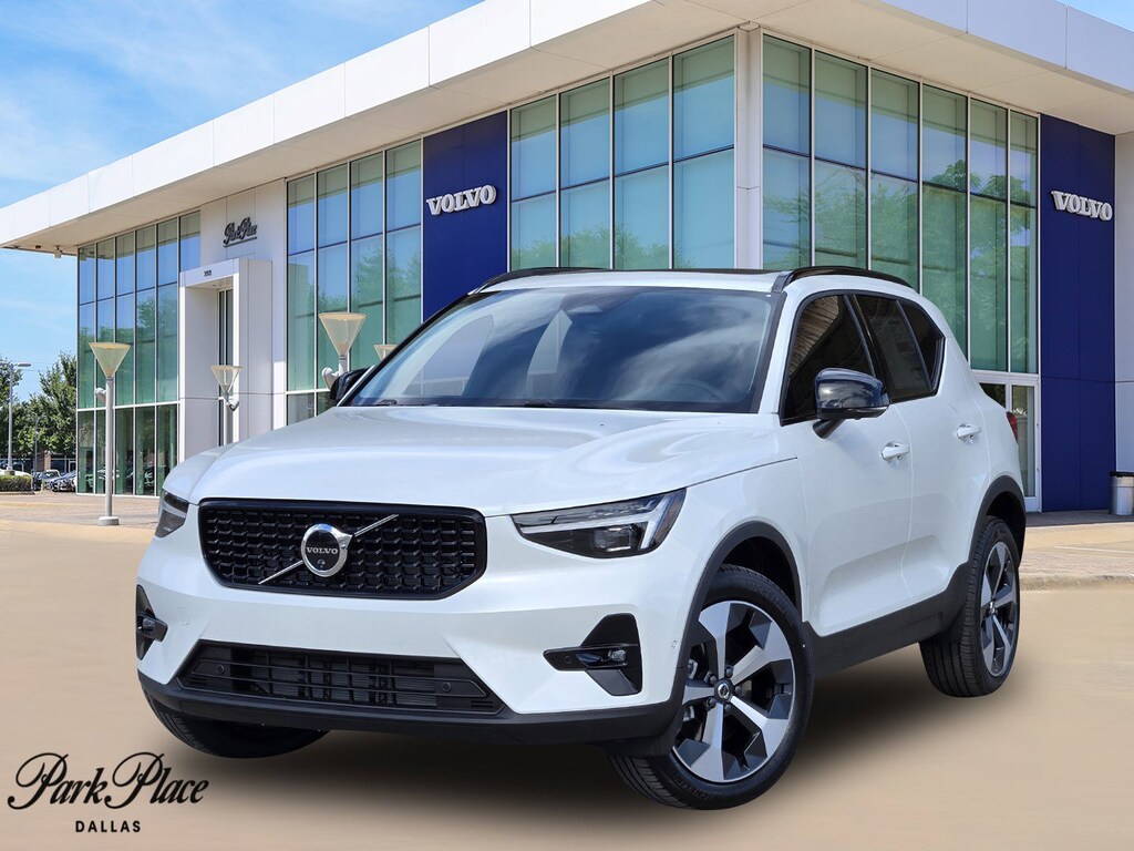 New 2026 Volvo XC40 B5 Plus SUV