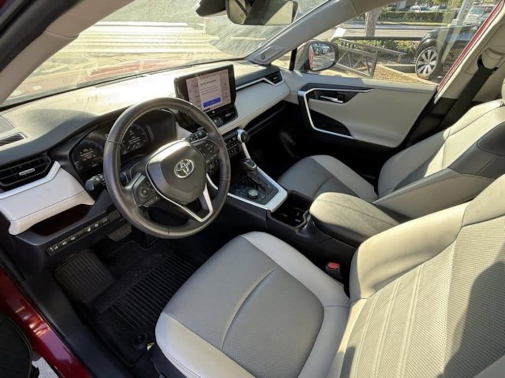 Used 2023 Toyota RAV4 Limited SUV