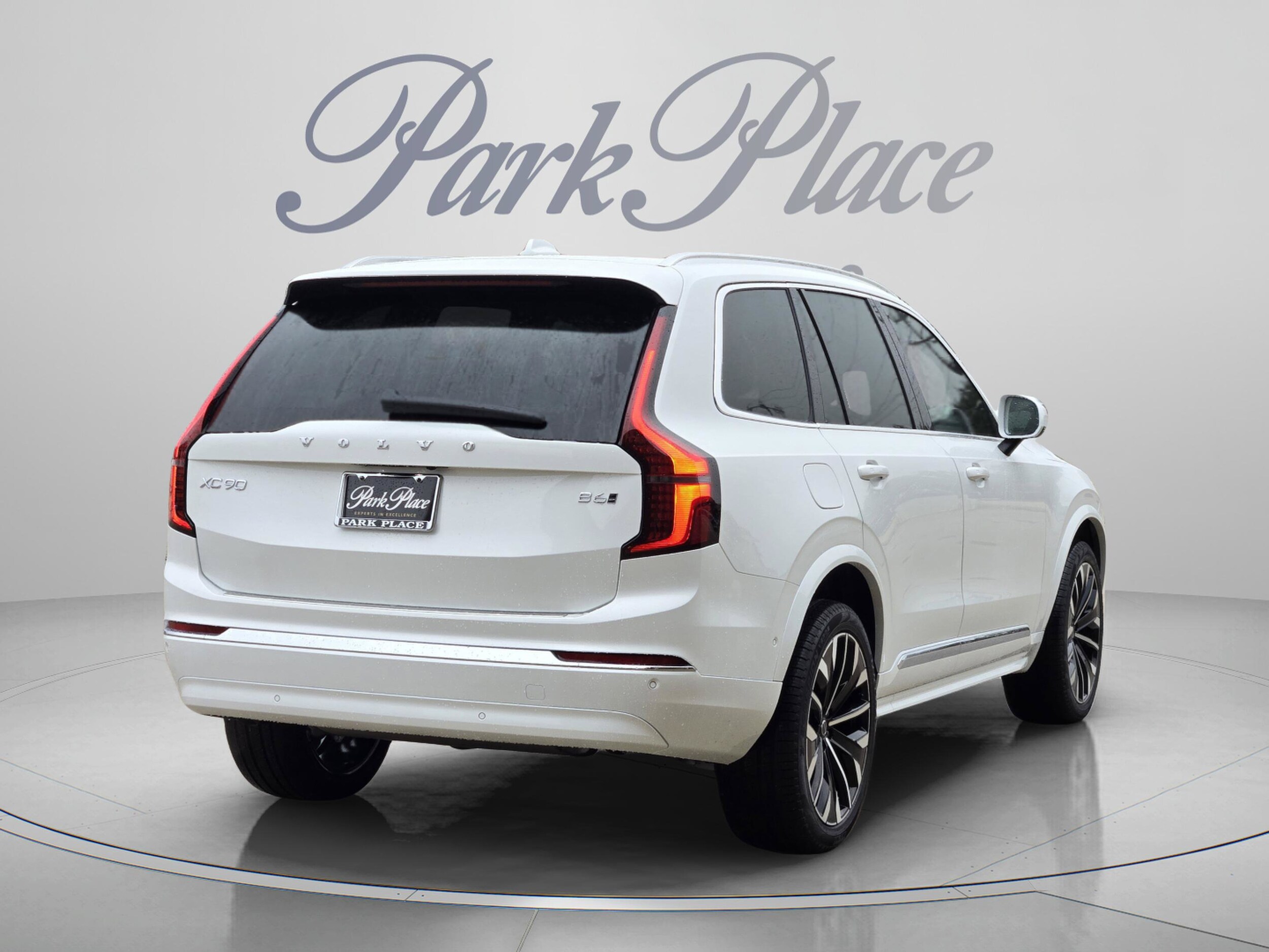 2026 Volvo XC90 Ultra - Photo 6