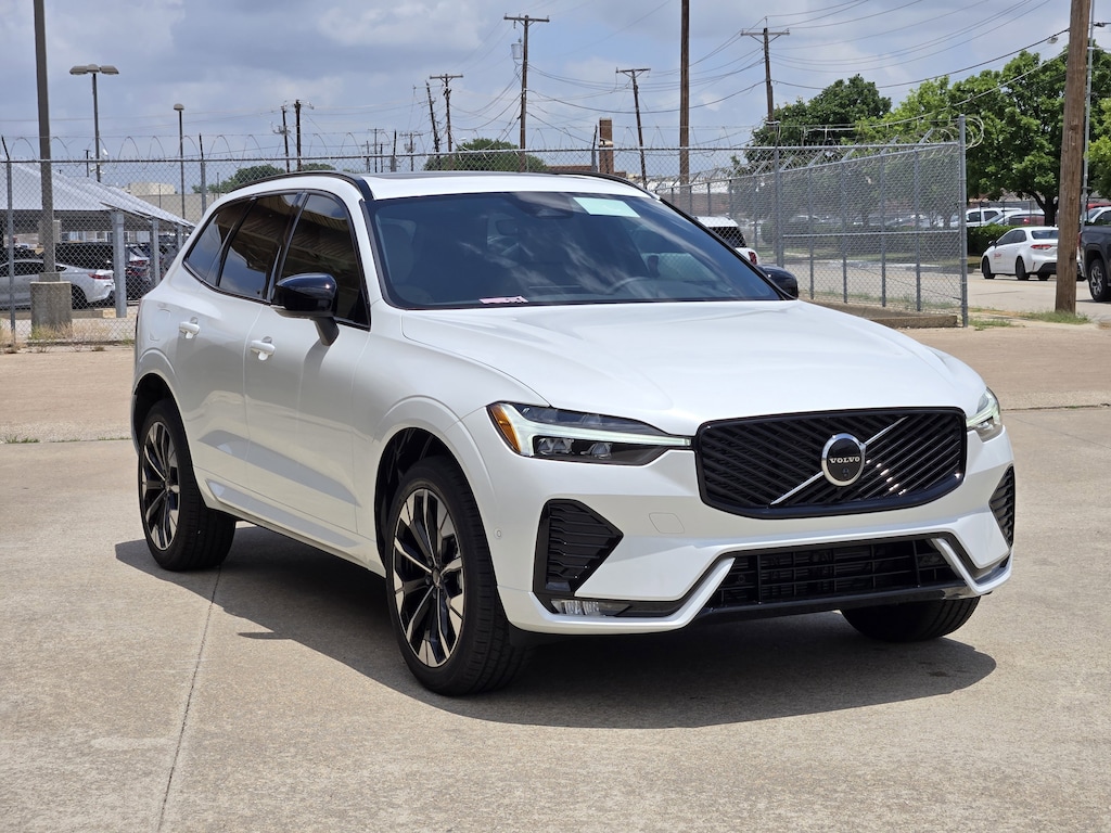 New 2026 Volvo XC60 B5 Plus SUV