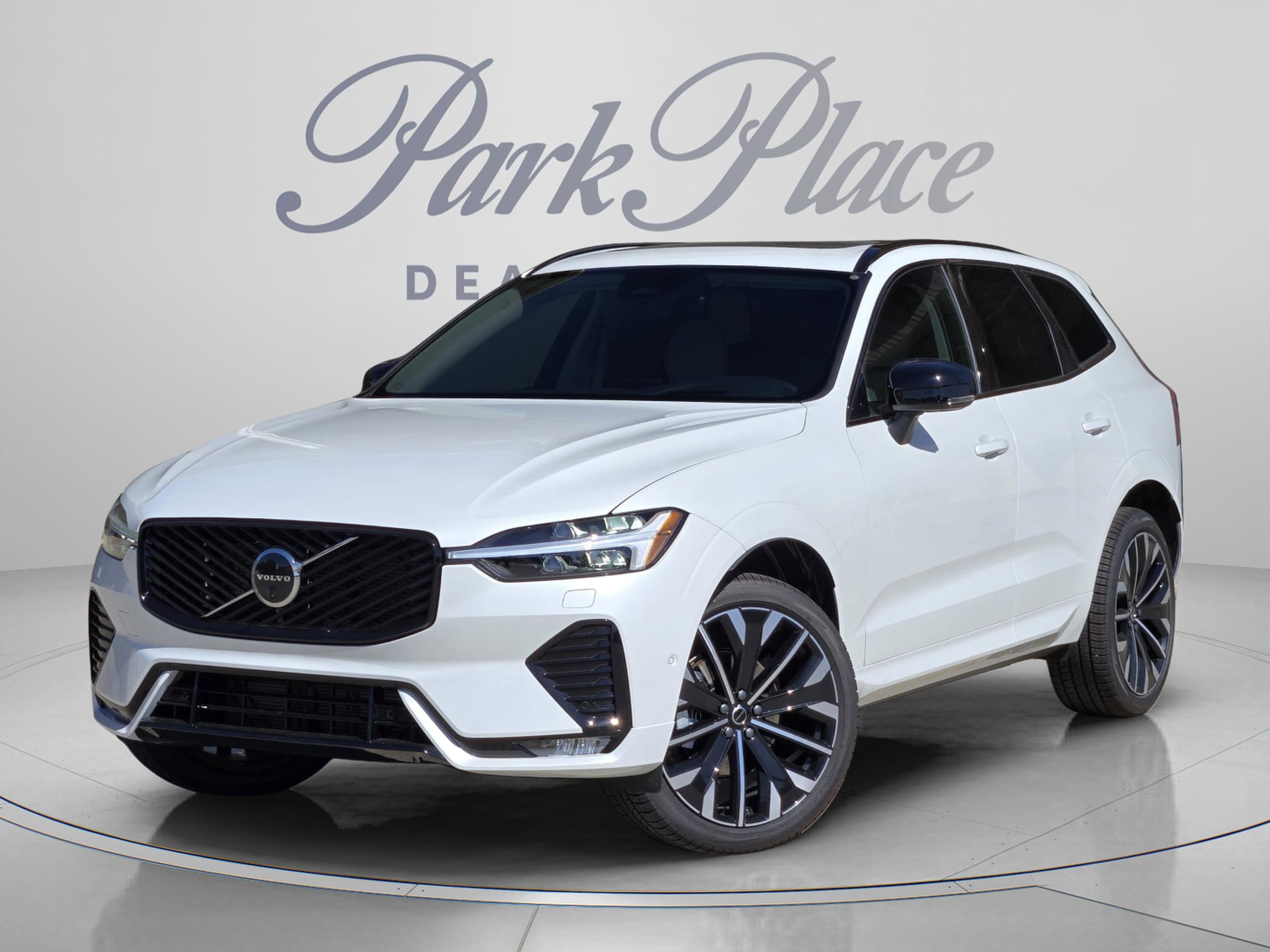 2026 Volvo XC60 B5 Ultra Dark AWD's photo