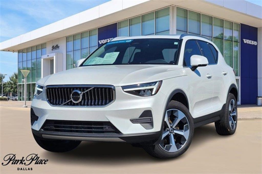 Certified 2025 Volvo XC40 B5 Core Bright Theme SUV