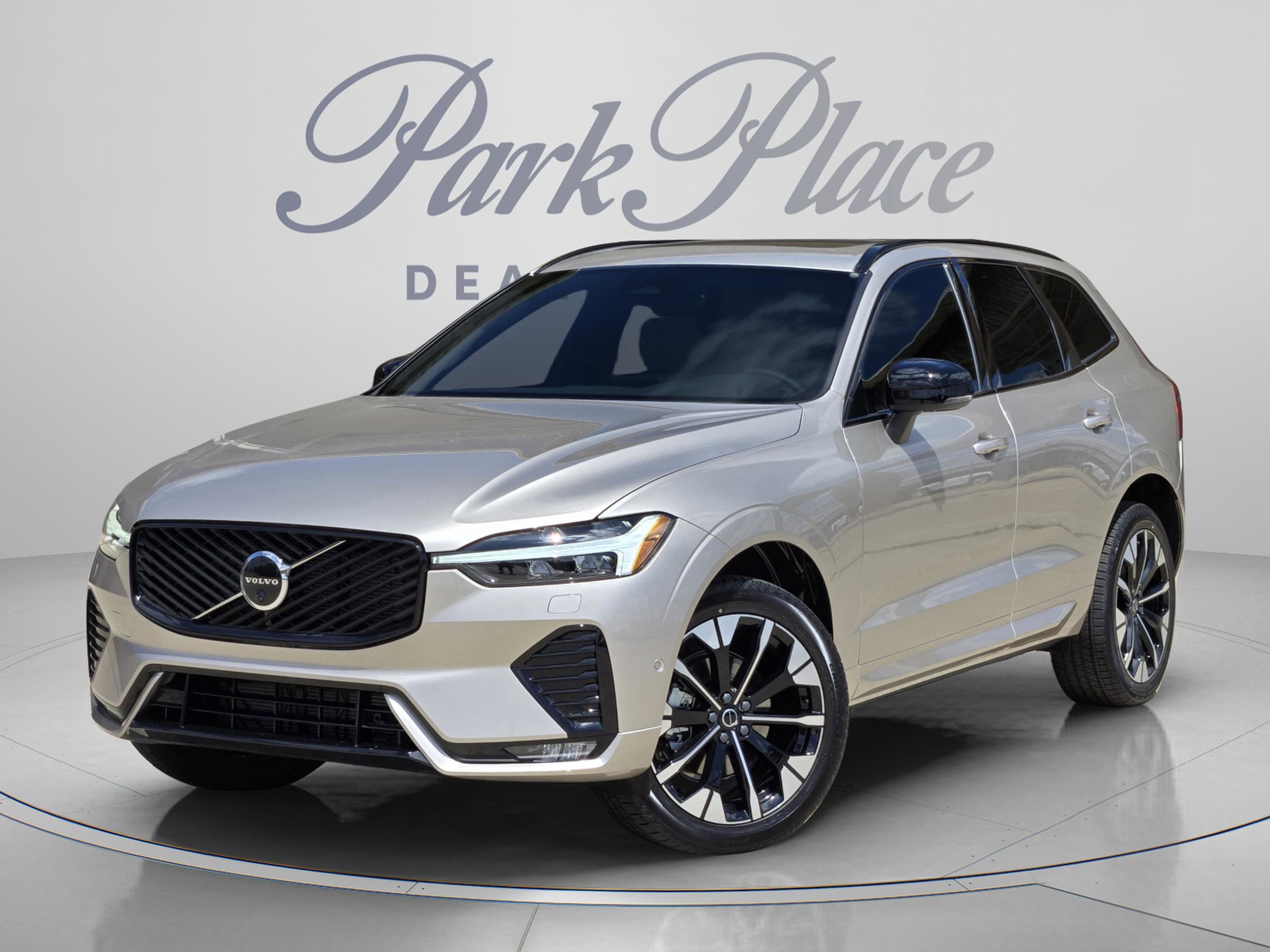 2026 Volvo XC60 B5 Plus Dark AWD's photo