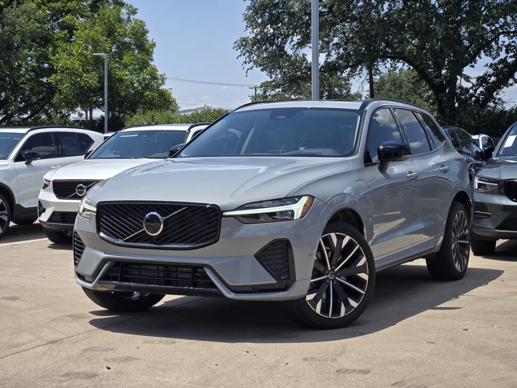 New 2026 Volvo XC60 plug-in hybrid T8 Ultra SUV