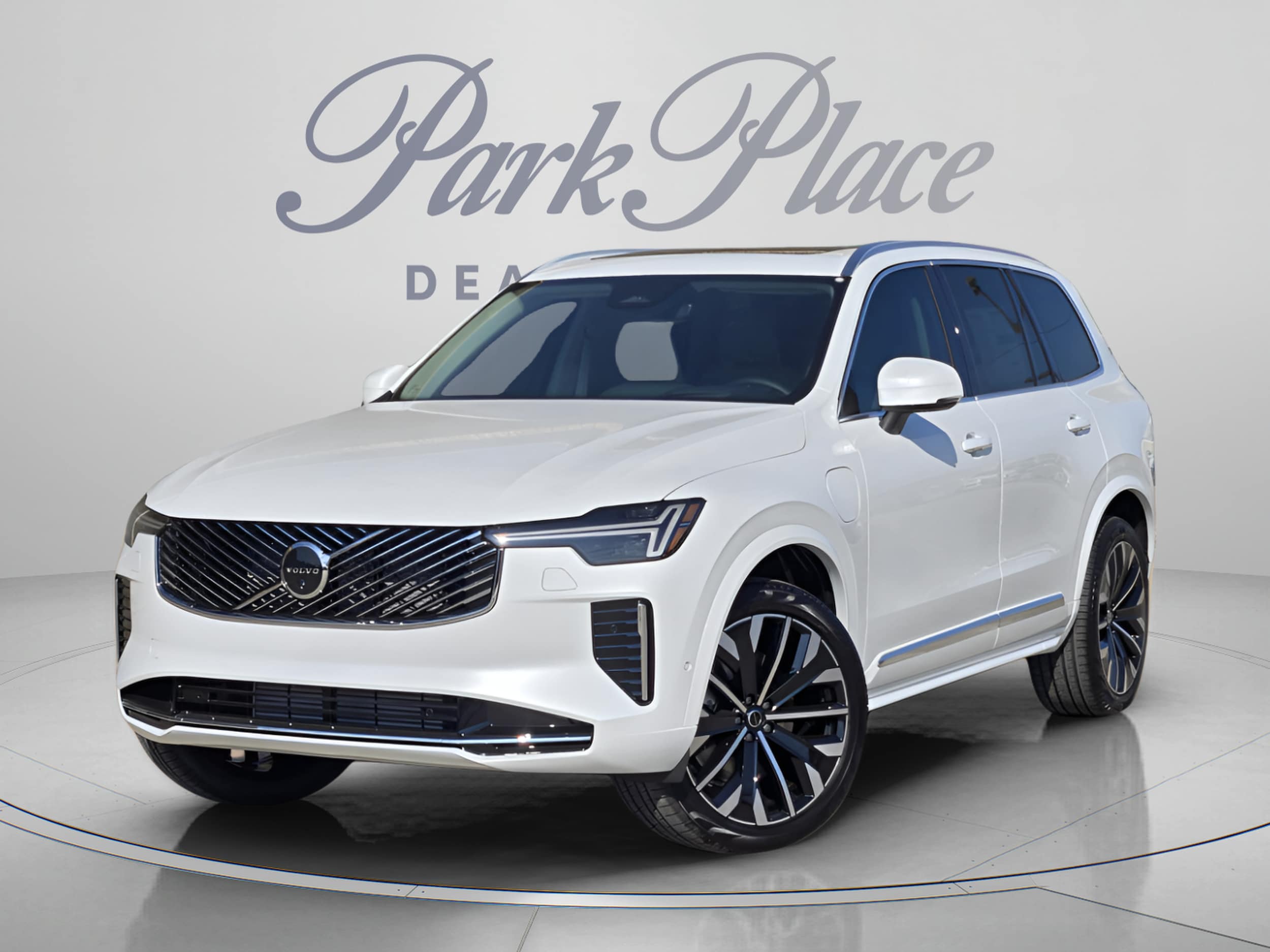 2026 Volvo XC90 Plug-In Hybrid