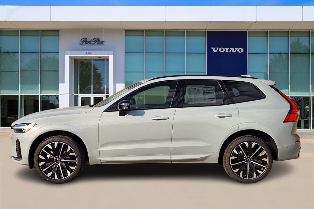 New 2026 Volvo XC60 B5 Ultra SUV