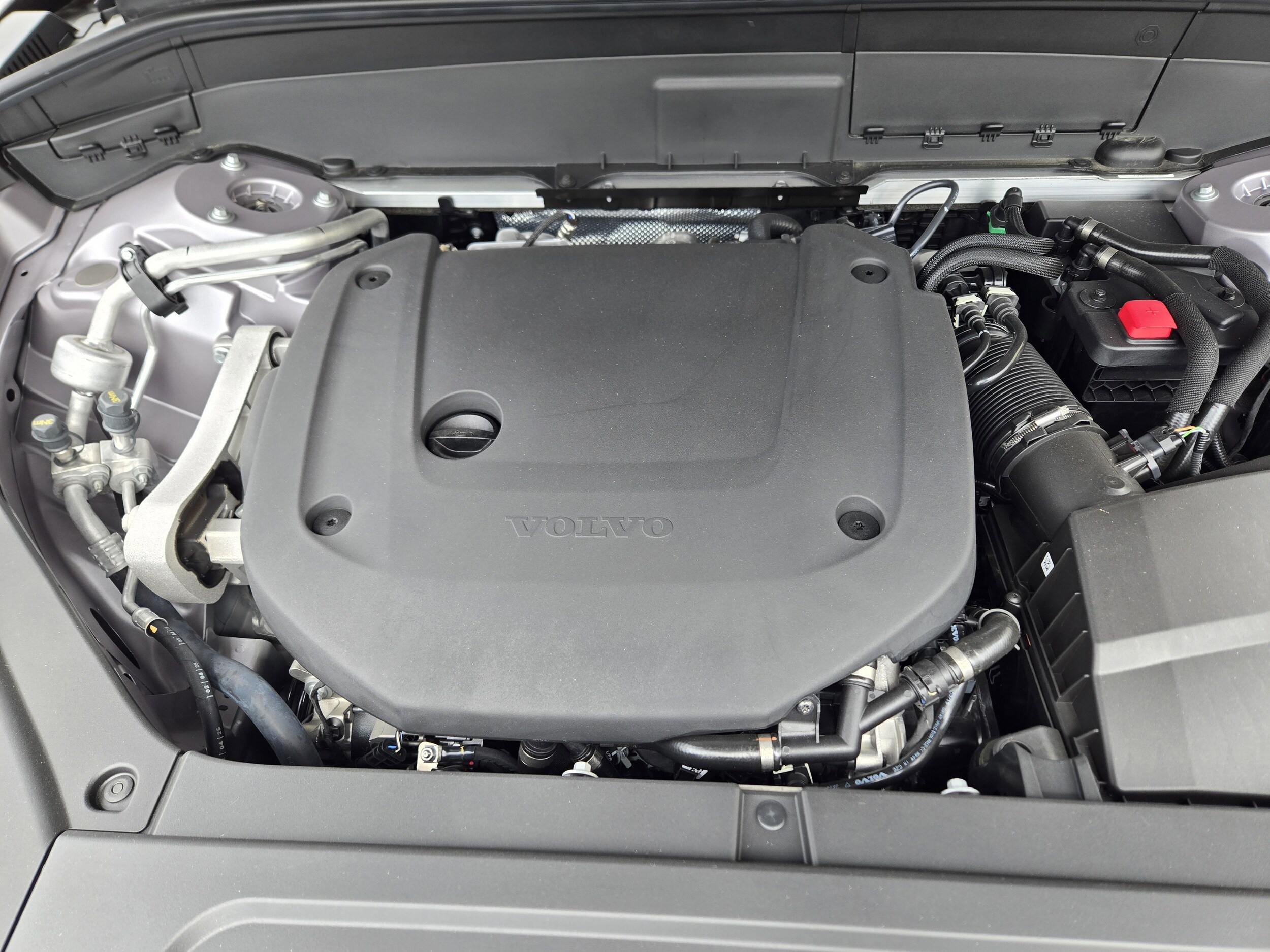 2026 Volvo XC90 Plus - Photo 32