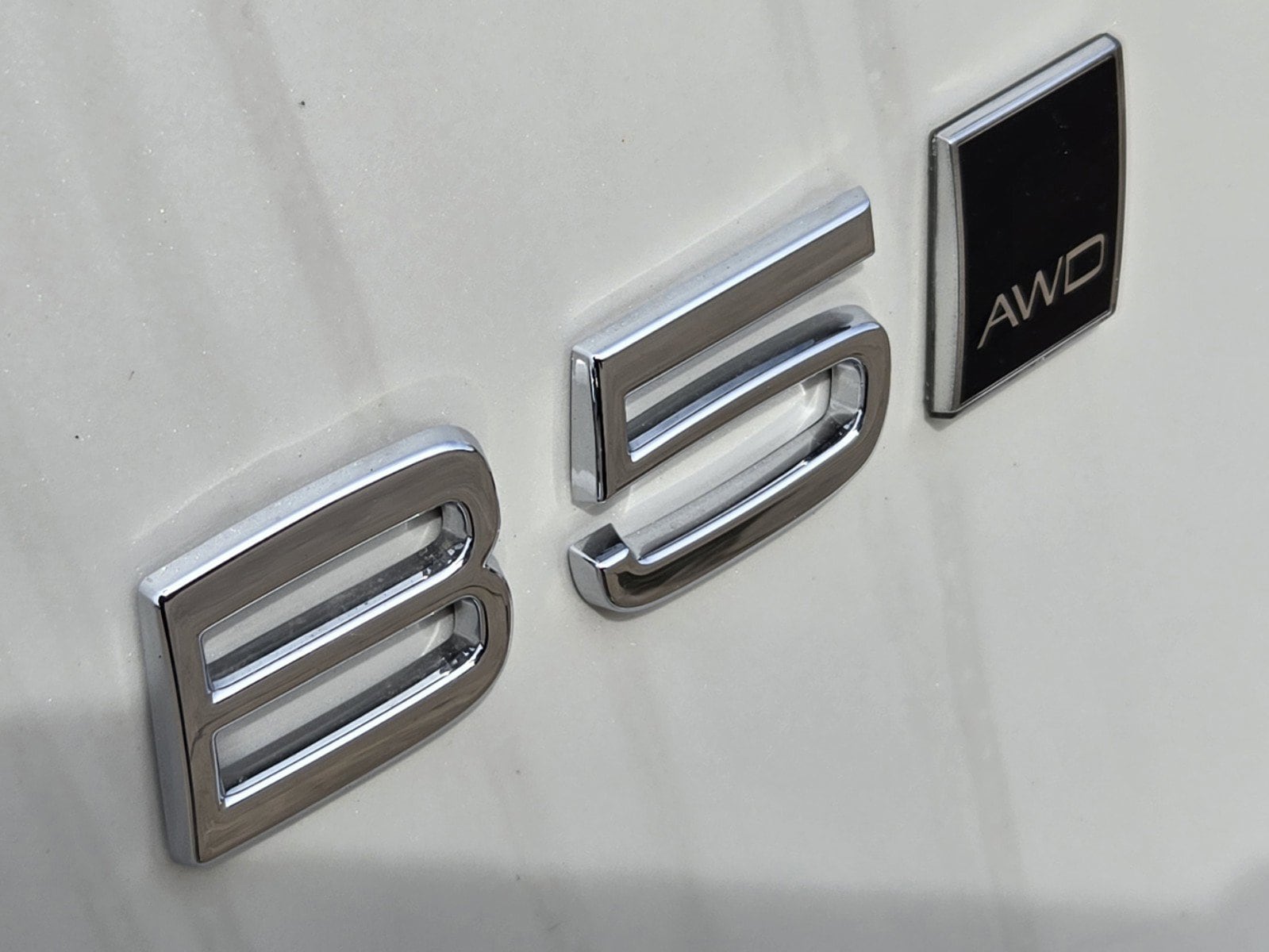 2025 Volvo XC40 Core - Photo 15