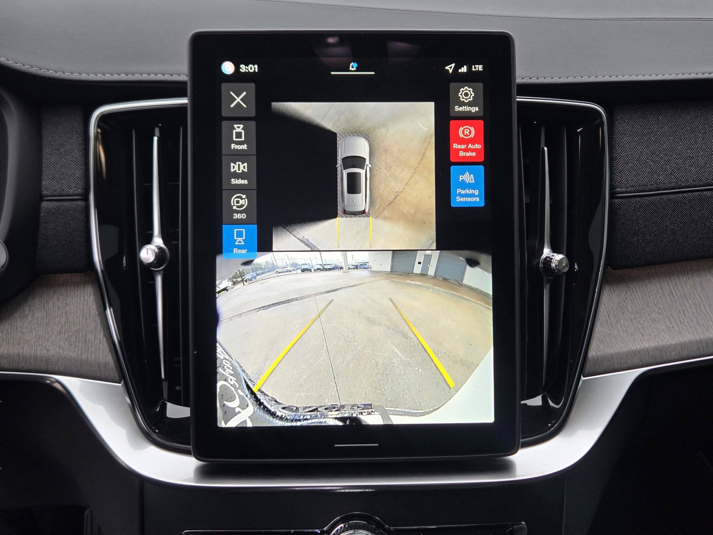 2026 Volvo XC90 Ultra - Photo 15