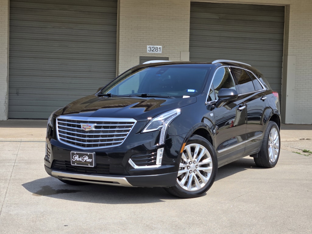 Used 2017 CADILLAC XT5 Platinum SUV