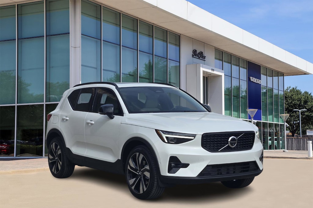 Used 2026 Volvo XC40 B5 Ultra SUV