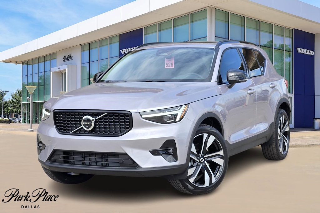 Used 2026 Volvo XC40 B5 Plus SUV