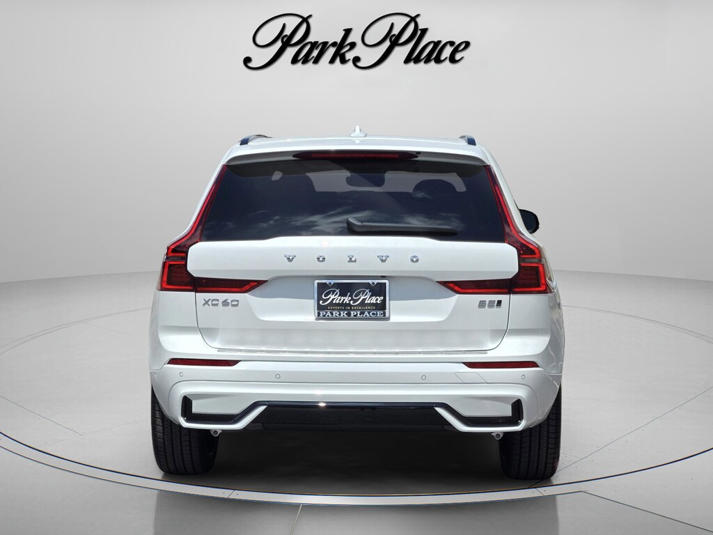 New 2026 Volvo XC60 B5 Ultra SUV