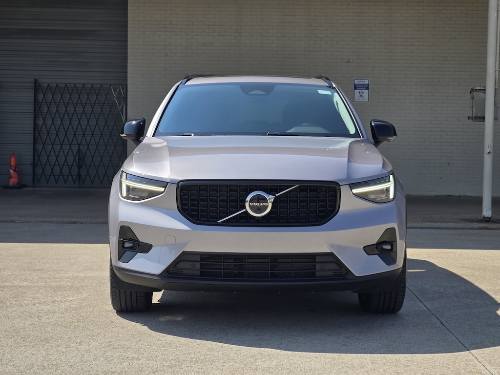 Used 2026 Volvo XC40 B5 Plus SUV