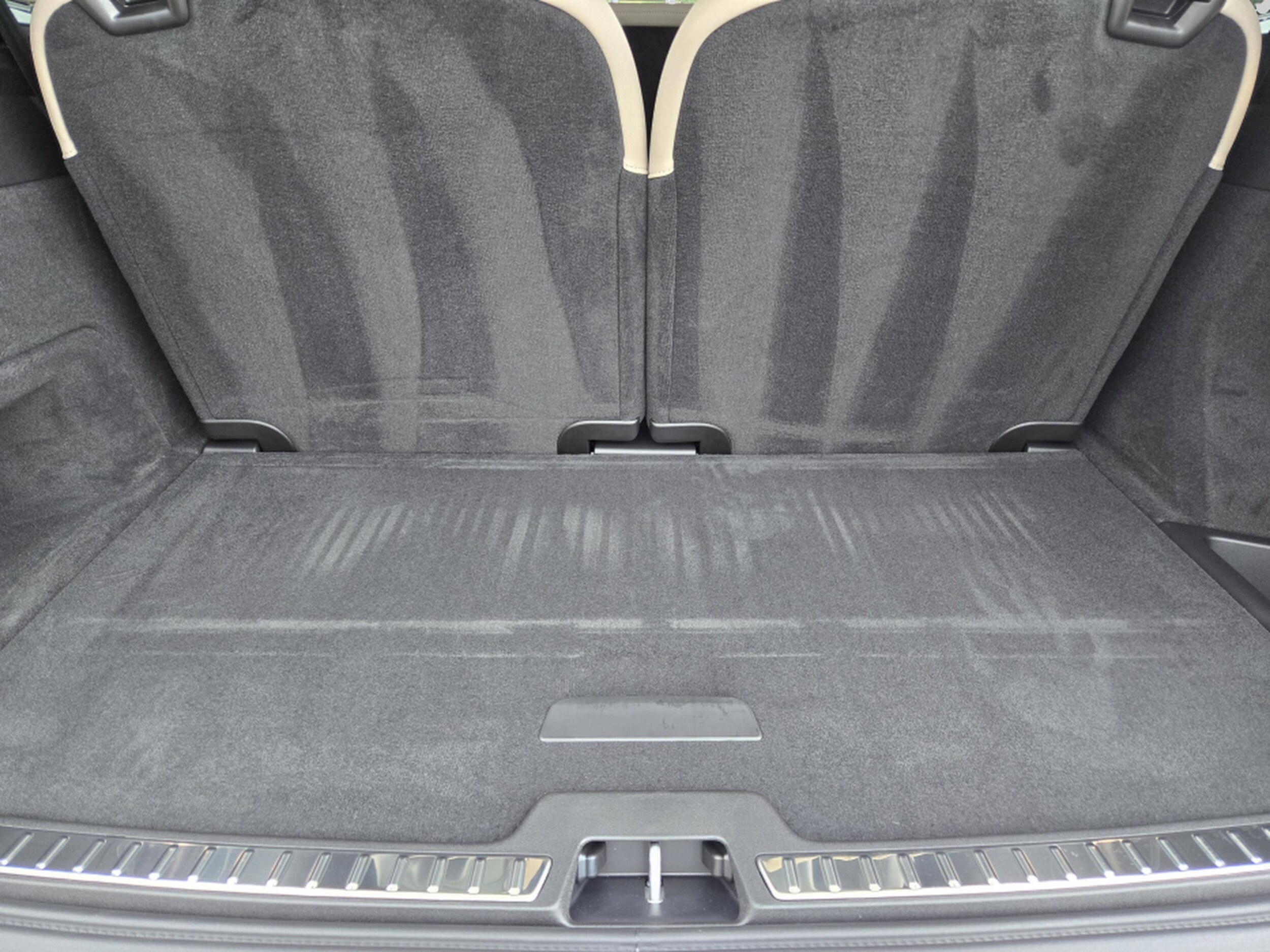 2026 Volvo XC90 Plus - Photo 28