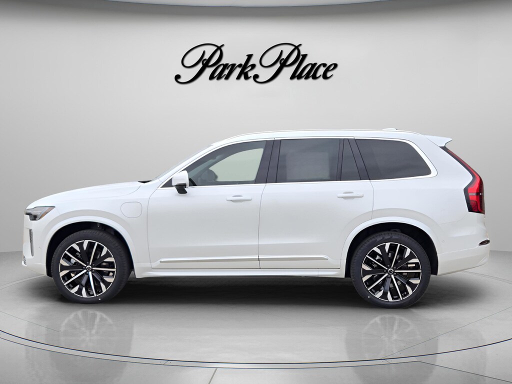 New 2026 Volvo XC90 plug-in hybrid T8 Plus 7-Seater SUV