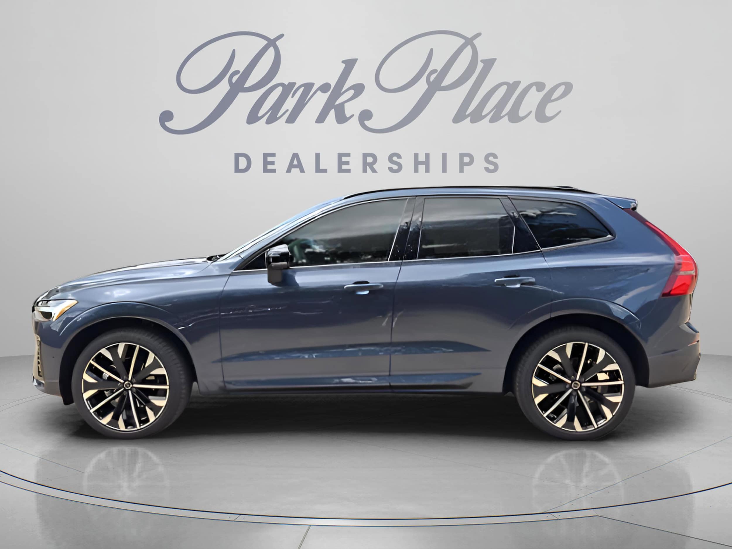 2026 Volvo XC60 Ultra - Photo 2