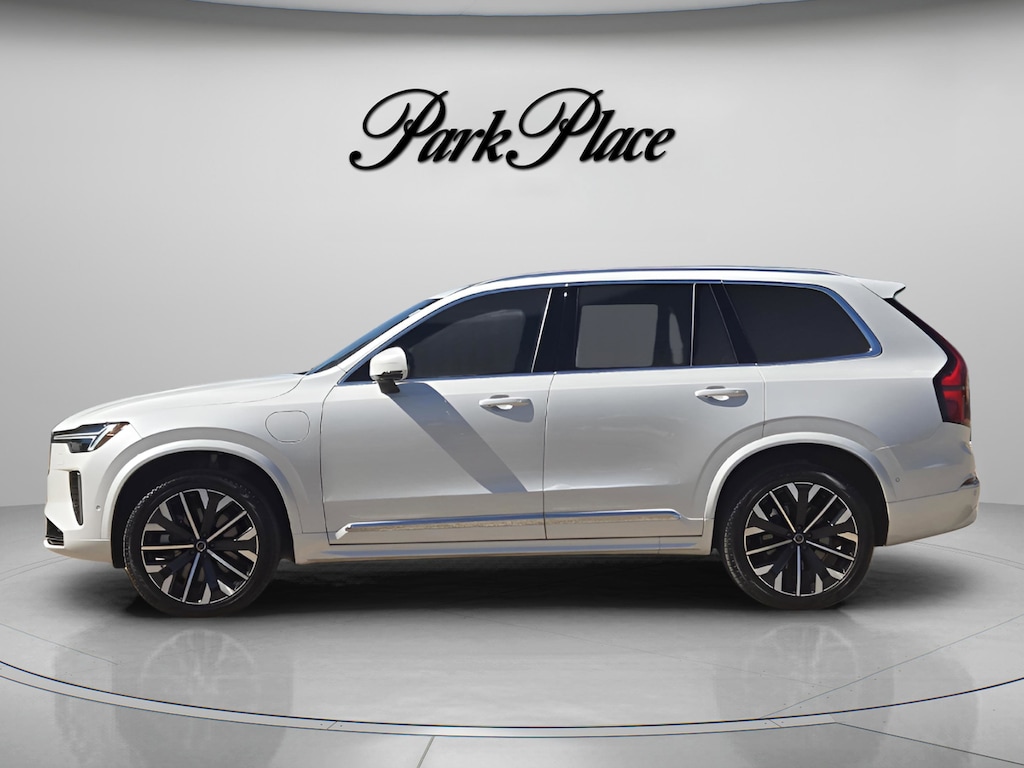Certified 2025 Volvo XC90 plug-in hybrid T8 (2025.5) Plus 7-Seater SUV