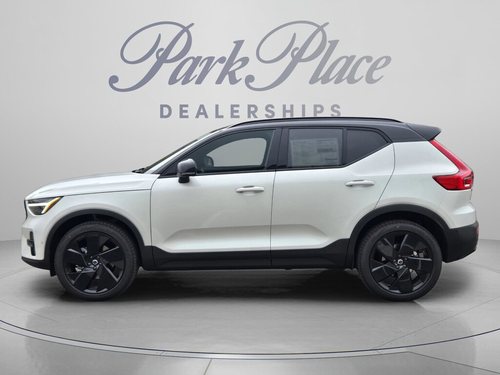 New 2026 Volvo XC40 B5 Ultra Black Edition SUV