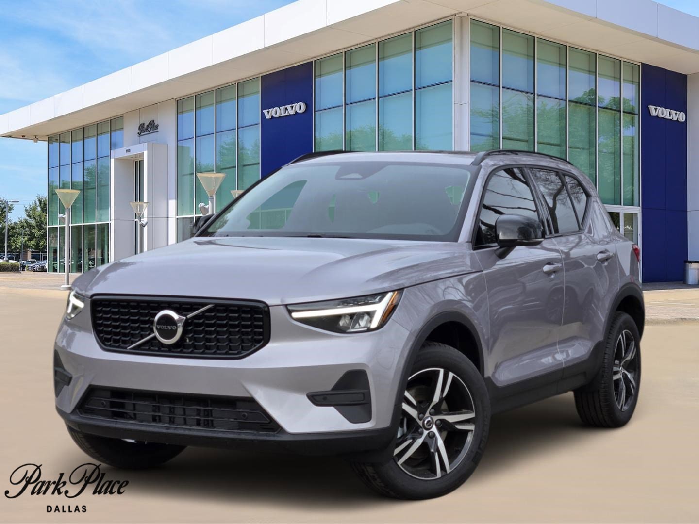 2026 Volvo XC40 B4 Core Dark FWD's photo