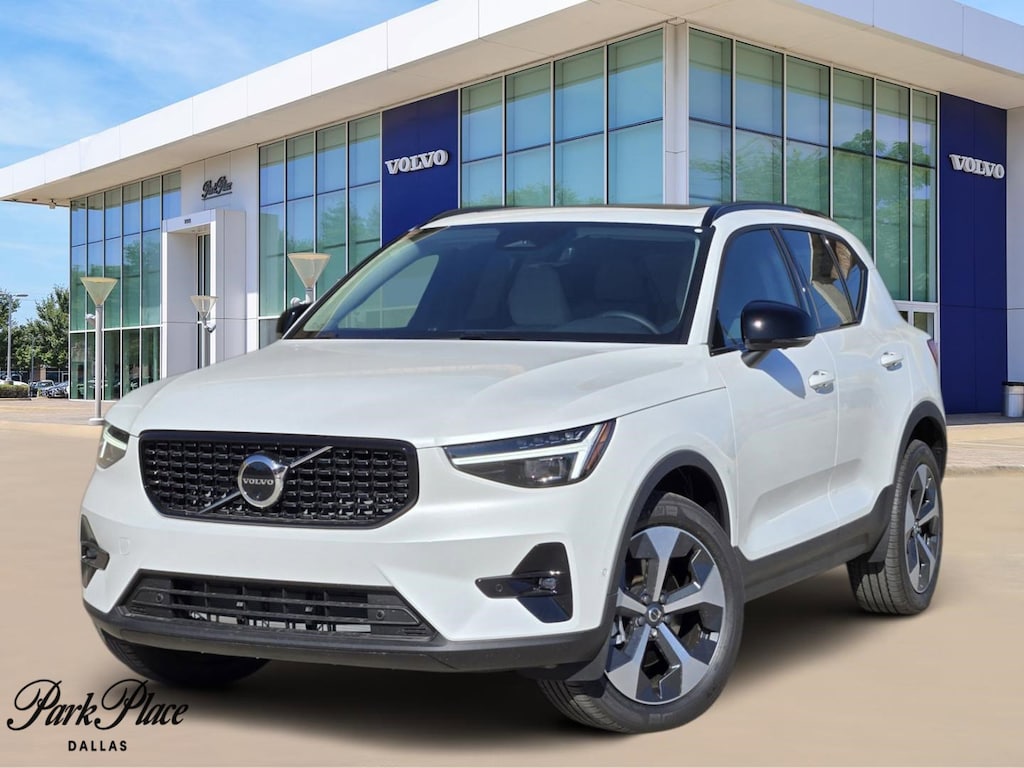 Used 2026 Volvo XC40 B5 Plus SUV