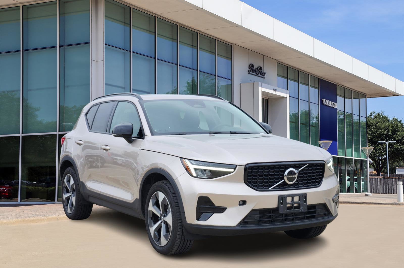 Used 2024 Volvo XC40 Core with VIN YV4L12UK9R2291615 for sale in Dallas, TX