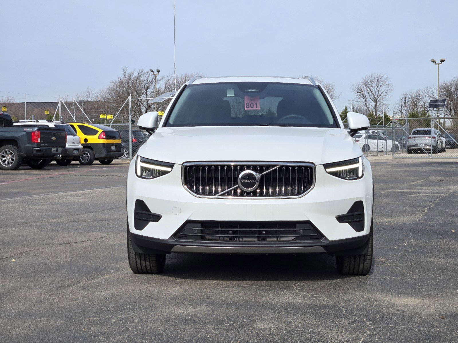 2025 Volvo XC40 Core - Photo 6
