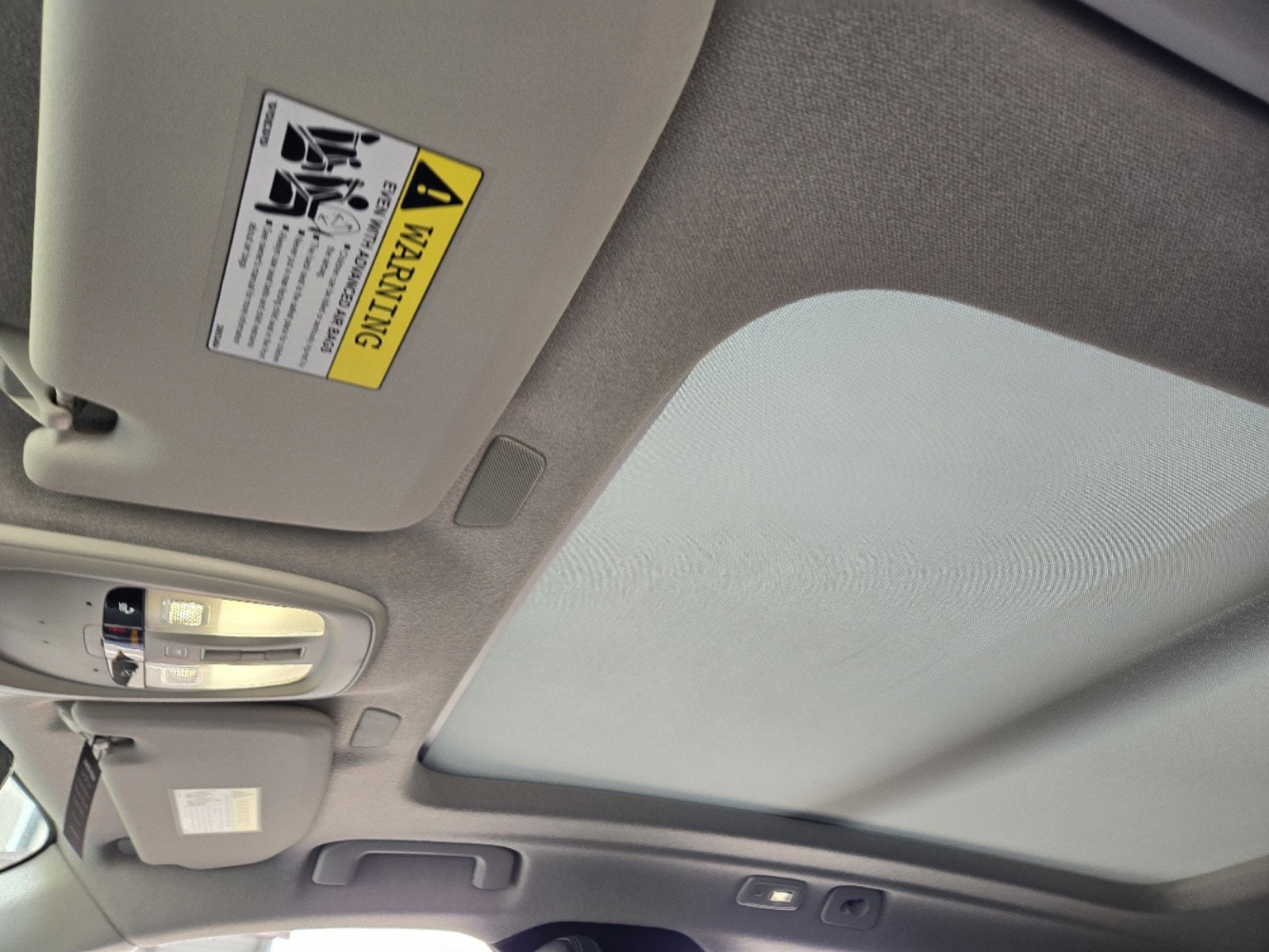 2025 Volvo XC40 Core - Photo 33