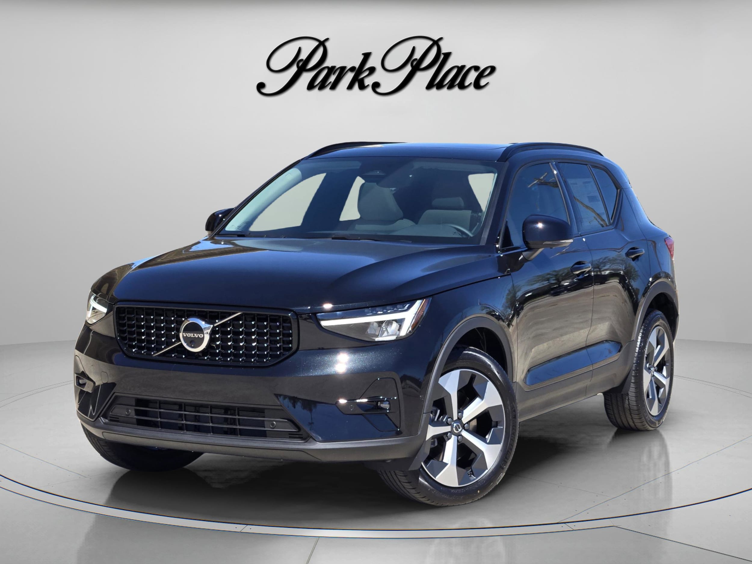 2026 Volvo XC40 B5 Plus Dark AWD's photo