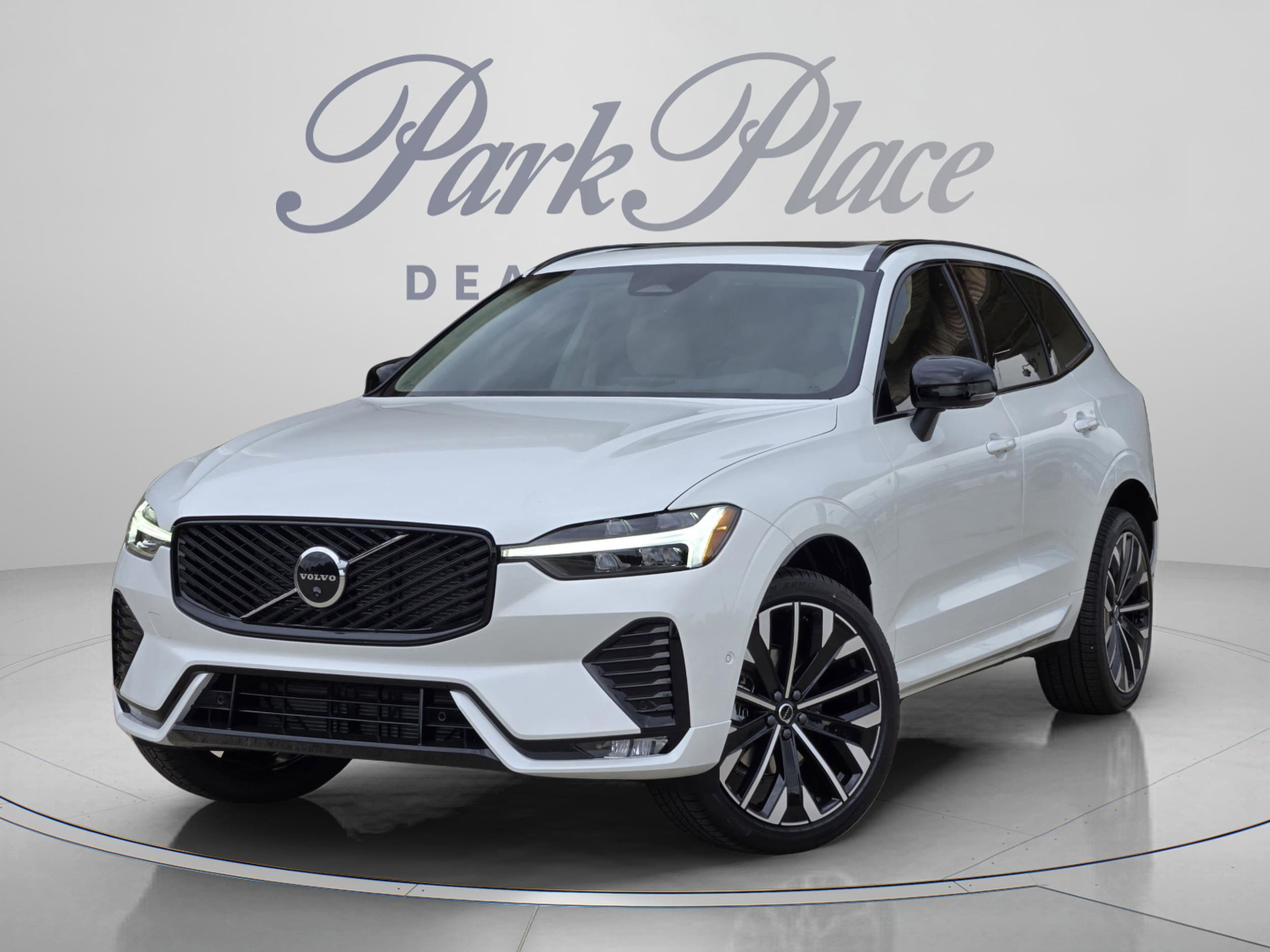 2026 Volvo XC60 B5 Ultra Dark AWD's photo