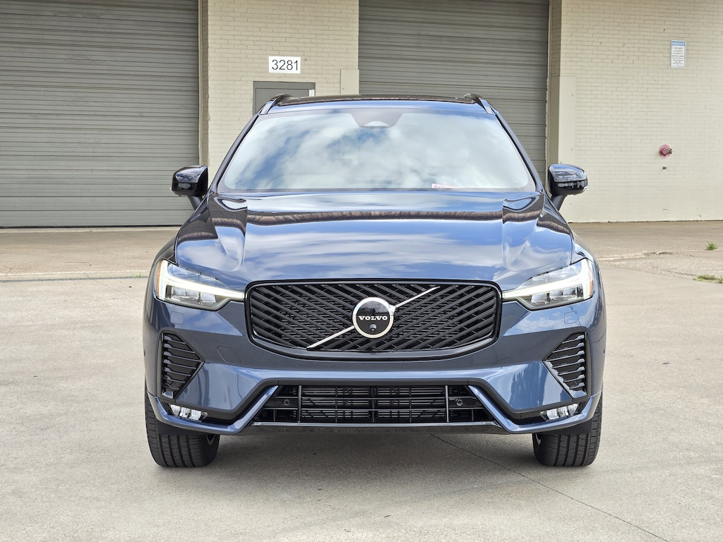 New 2026 Volvo XC60 B5 Plus SUV