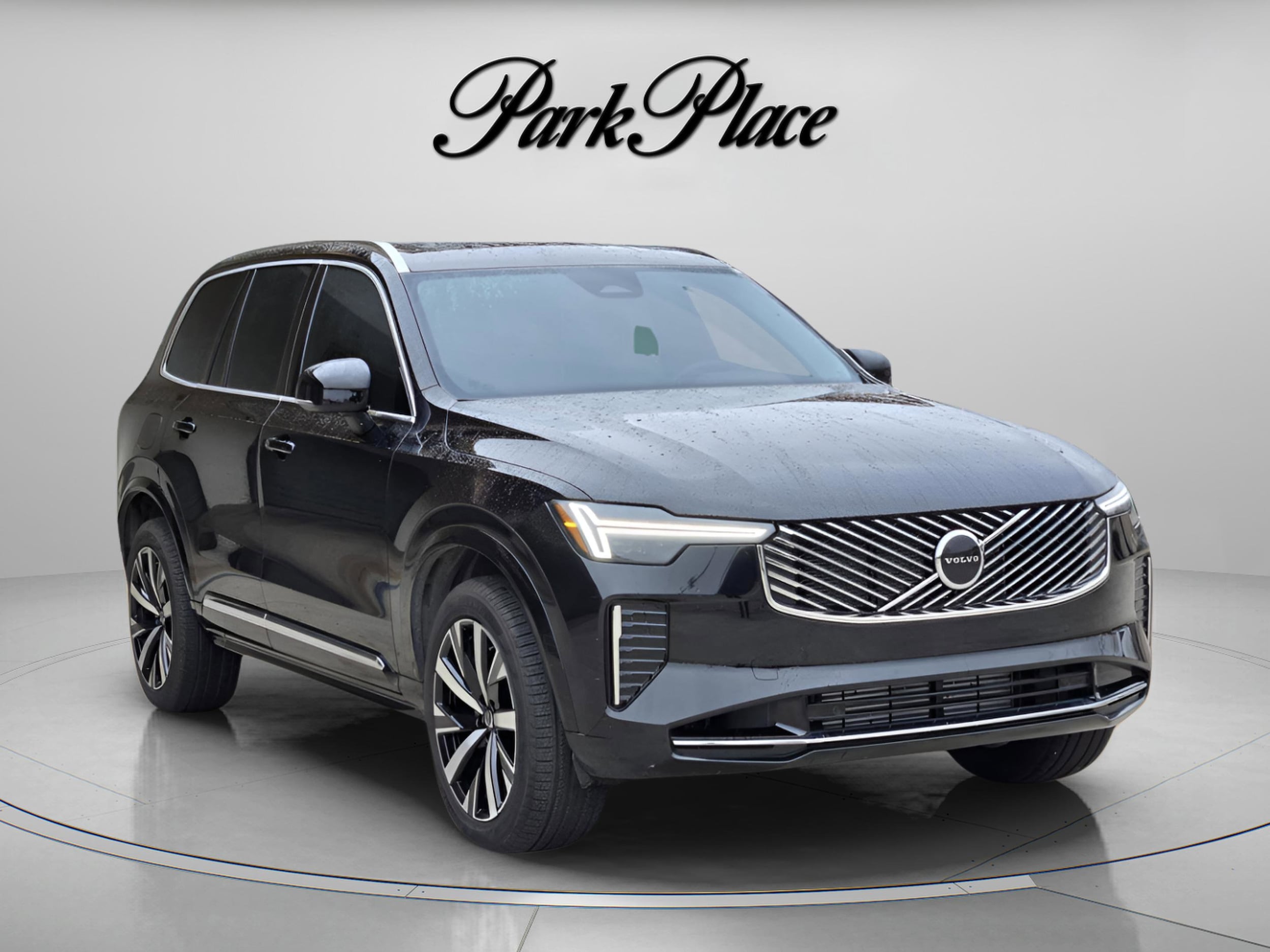 2025 Volvo XC90 Core - Photo 8
