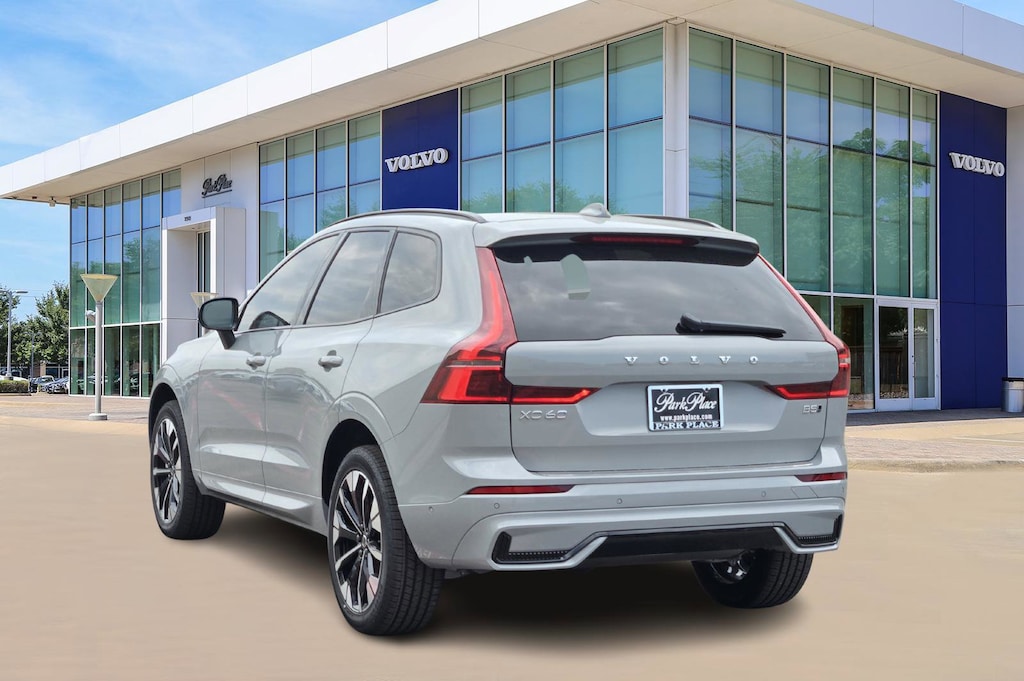 New 2026 Volvo XC60 B5 Plus SUV