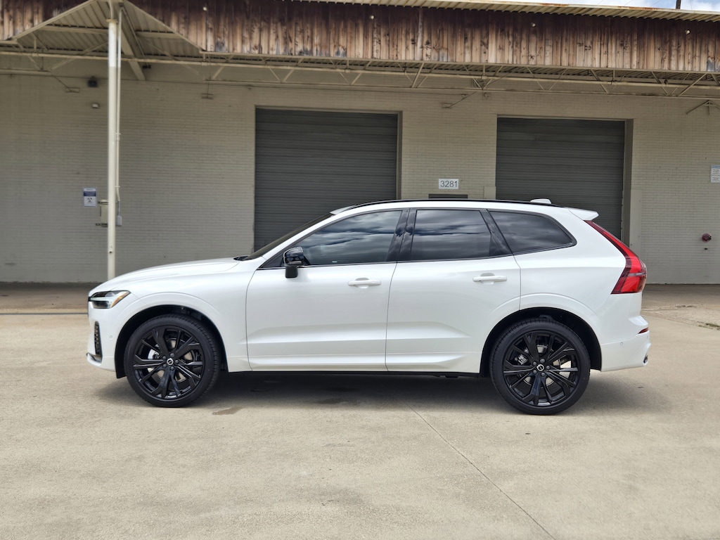 New 2026 Volvo XC60 B5 Ultra Black Edition SUV