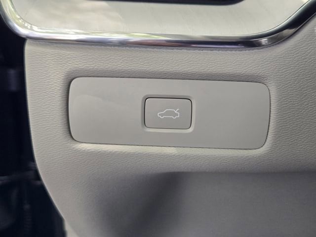 2026 Volvo XC60 Ultra - Photo 16