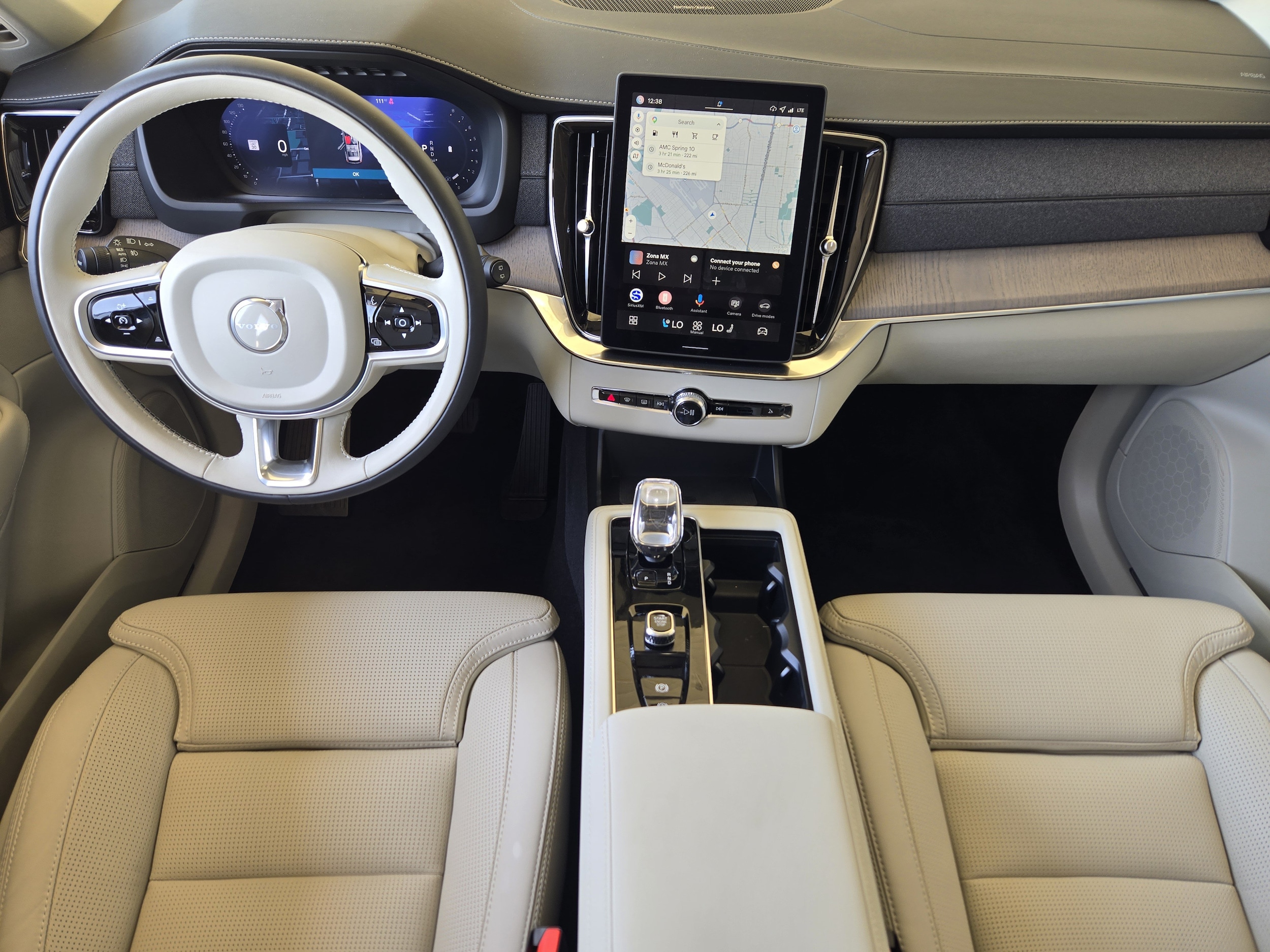 2026 Volvo XC90 Ultra - Photo 27