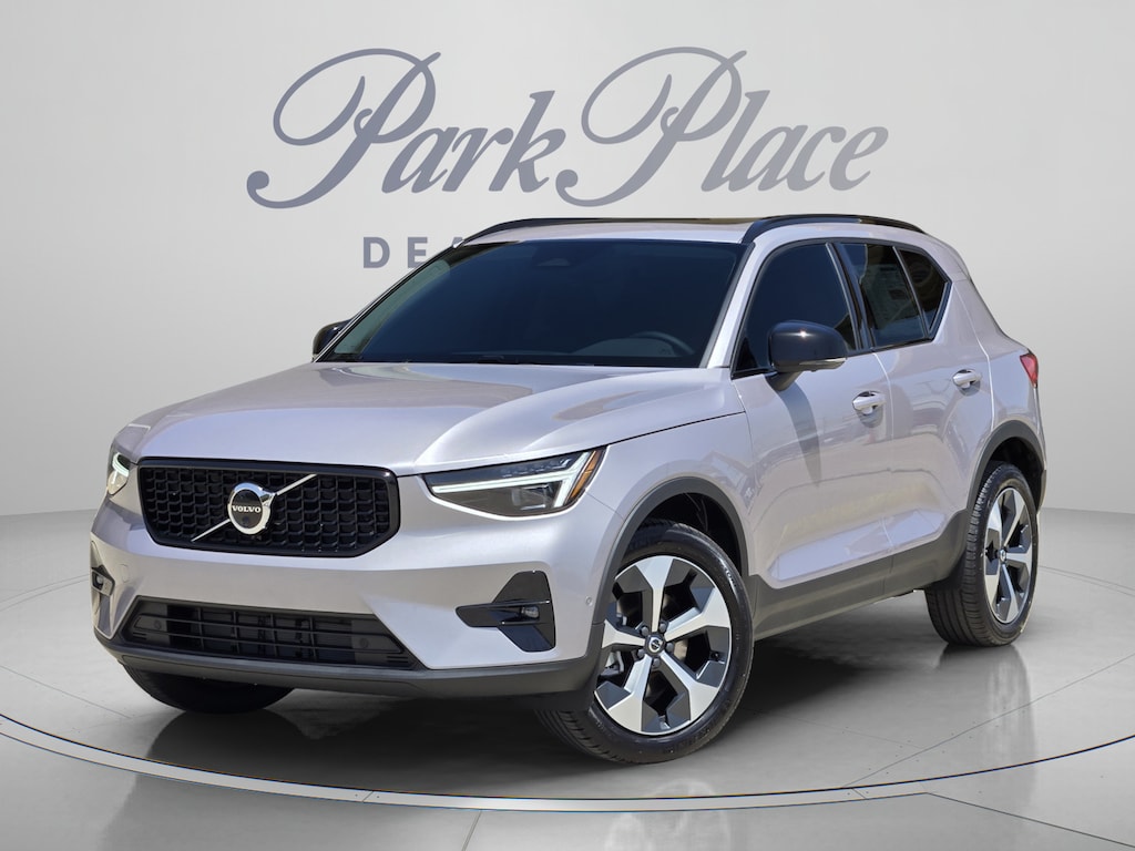 New 2026 Volvo XC40 B5 Plus SUV