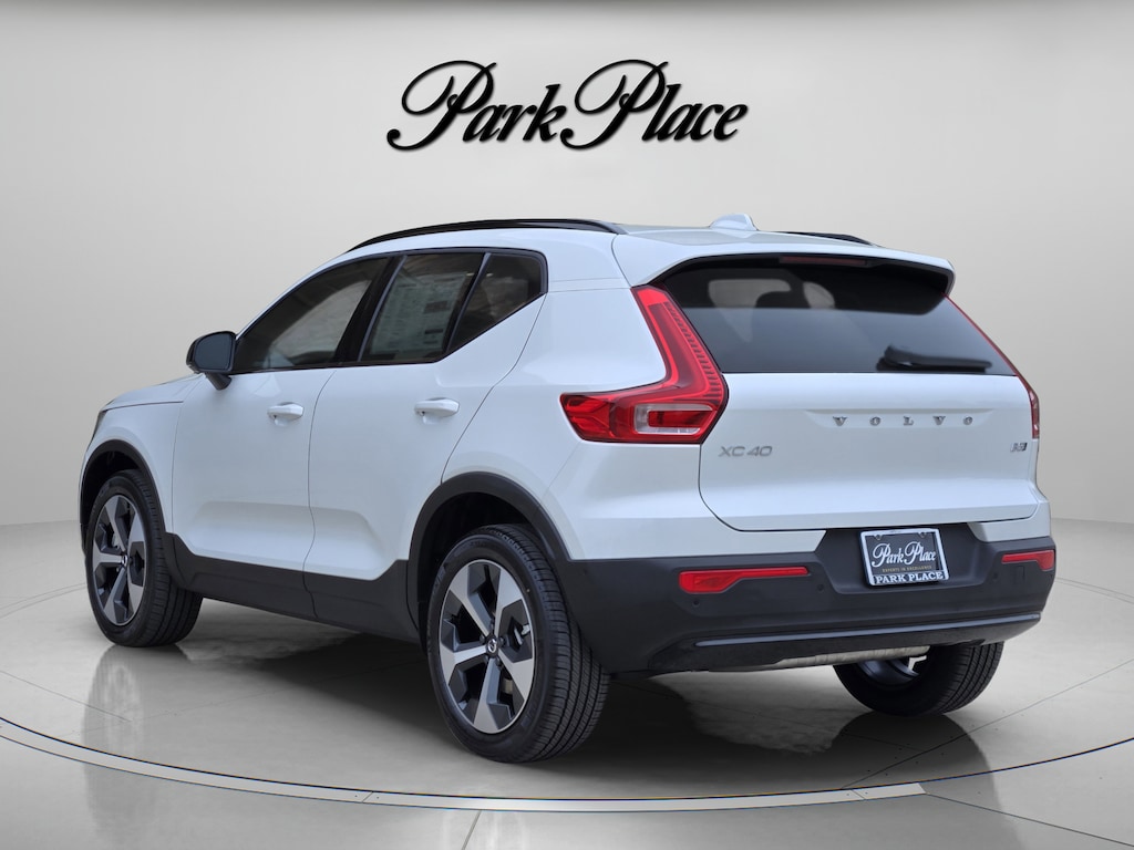Used 2026 Volvo XC40 B5 Plus SUV