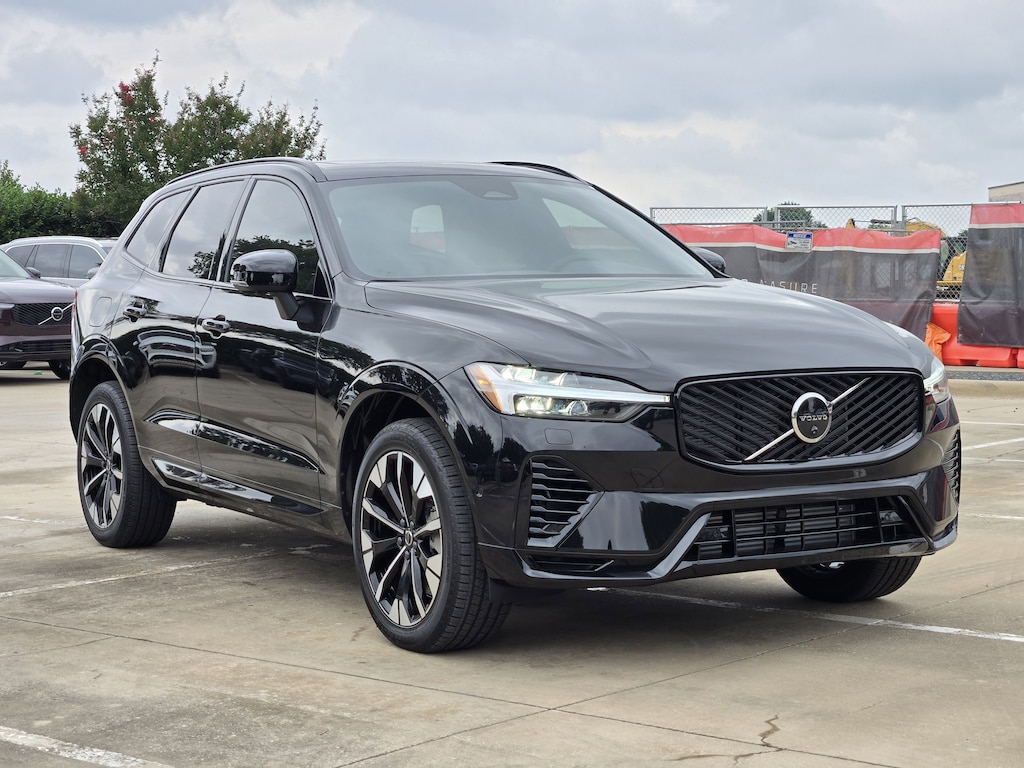 New 2026 Volvo XC60 plug-in hybrid T8 Plus SUV