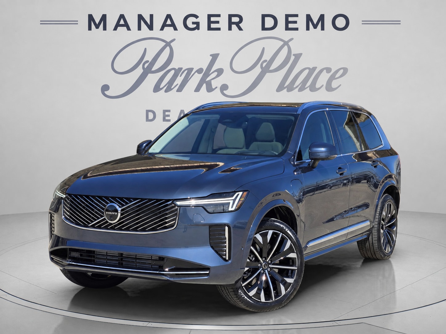 2026 Volvo XC90 Plug-In Hybrid
