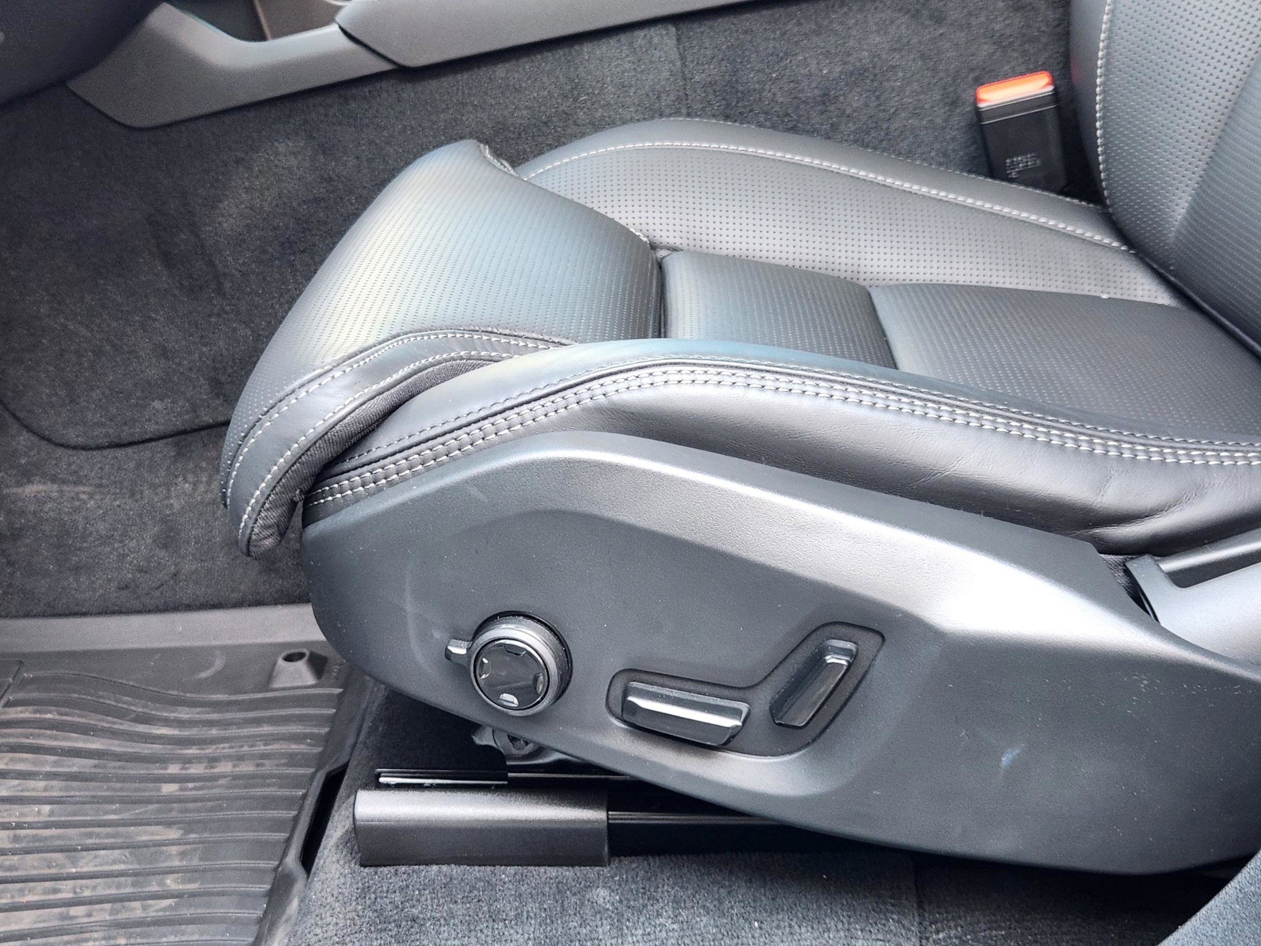 2026 Volvo XC90 Ultra - Photo 22